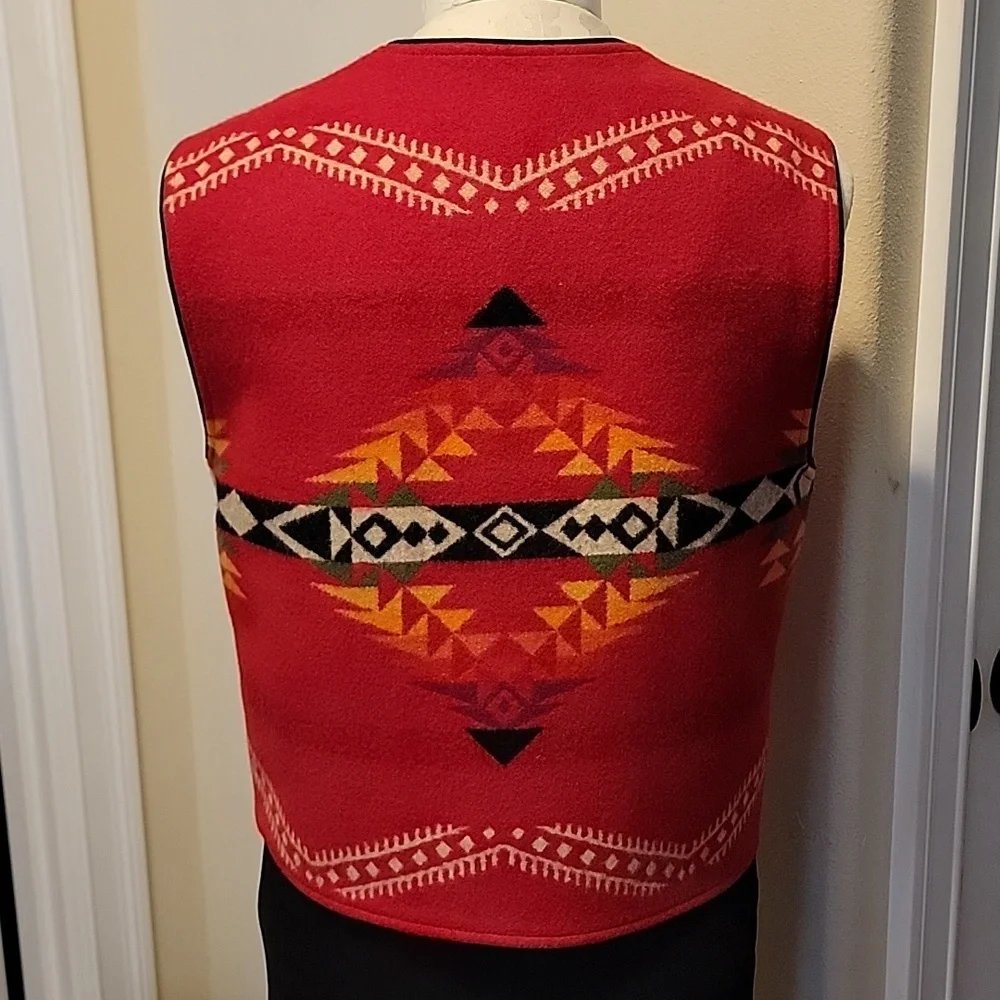 Pendleton  Western Wool Vest Vintage Aztec Native Southwestern Yellowstone - Picture 2 of 7